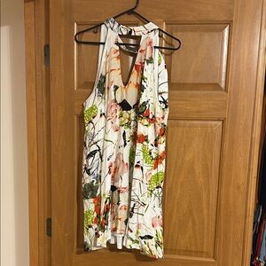 Floral Sleeveless Women's Top